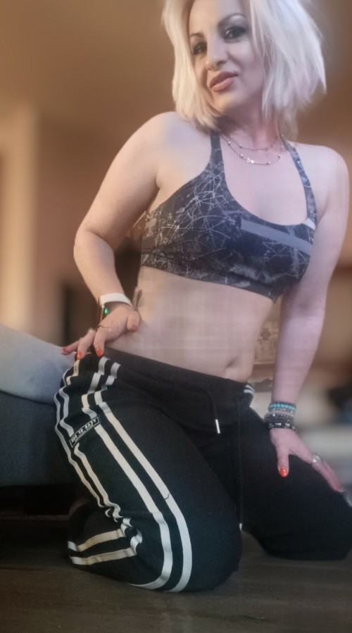 FaceApp_1680462894168.jpg